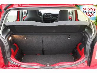 Volkswagen Up! 1.0 move up! 5-DRS BlueMotion Airco 157.093 km! picture 17