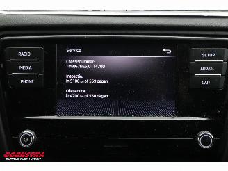 Skoda Octavia Combi 1.6 TDI Greentech Ambition Cruise Bluetooth Airco picture 15