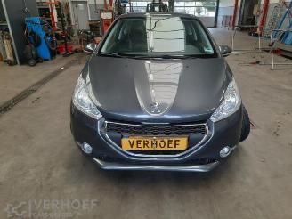 rozbiórka samochody osobowe Peugeot 208 208 I (CA/CC/CK/CL), Hatchback, 2012 / 2019 1.2 Vti 12V PureTech 82 2012/11