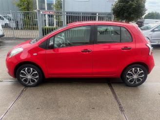 Toyota Yaris Yaris II (P9), Hatchback, 2005 / 2014 1.0 12V VVT-i picture 3