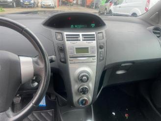 Toyota Yaris Yaris II (P9), Hatchback, 2005 / 2014 1.0 12V VVT-i picture 6