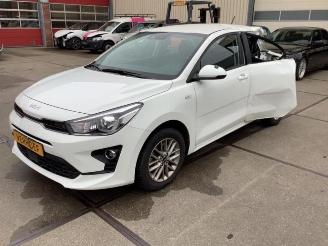 Kia Rio Rio IV (YB), Hatchback, 2017 1.0i T-GDi 100 MHEV picture 2