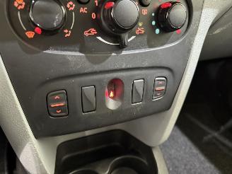 Dacia Logan MCV 1.2 16V 75 Ambiance Airco picture 27