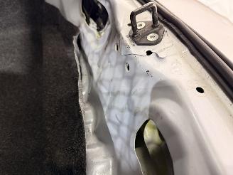 Toyota Rav-4 2.5 Hybrid Style Aut picture 14