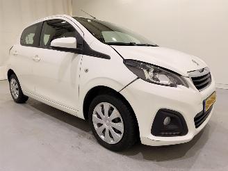 Schadeauto Peugeot 108 HB 1.0 e-VTi Active Airco 2016/12