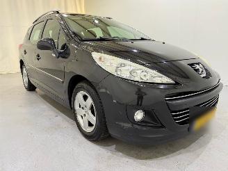 krockskadad bil auto Peugeot 207 SW 1.4 VTi Style Airco 2010/9