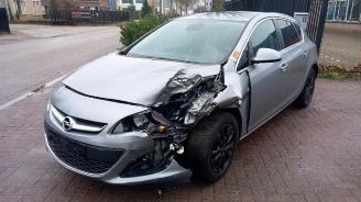 Opel Astra Astra J (PC6/PD6/PE6/PF6), Hatchback 5-drs, 2009 / 2015 1.4 Turbo 16V picture 3