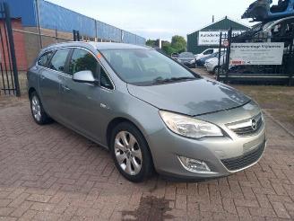  Opel Astra Astra J Sports Tourer (PD8/PE8/PF8), Combi, 2010 / 2015 1.7 CDTi 16V 2012/4