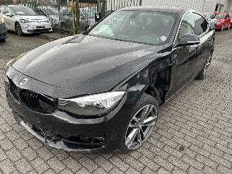 krockskadad bil auto BMW 3-serie GT 318 Diesel 2015/12