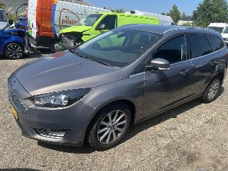 Auto incidentate Ford Focus 1.5 Stationcar Titanium 2015/7