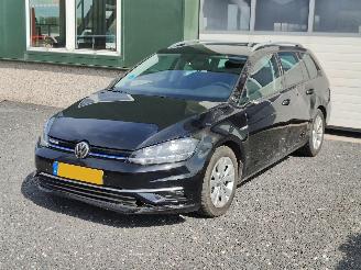 uszkodzony samochody osobowe Volkswagen Golf 1.5 TSI Comfortline Navi Clima Cruise 2018/8
