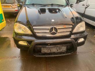 disassembly passenger cars Mercedes ML ML I (163), SUV, 1998 / 2005 400 4.0 CDI V8 32V 2004