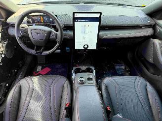 Ford Mustang Mach-e Premium AWD picture 5