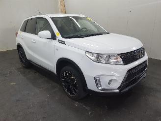 Salvage car Suzuki Vitara 1.4 BoosterJet 140pk 2018/1