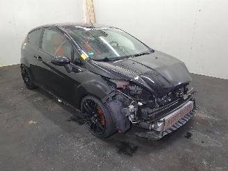 Vrakbiler auto Ford Fiesta 1.6 ST1 2014/6