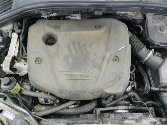 Volvo Xc-60 2.0 D4 FWD R-Design Momentum picture 34