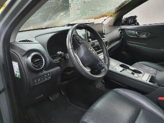 Hyundai Kona SX2 EV Premium 64kWh picture 6