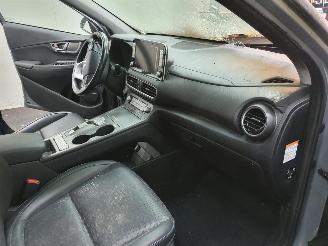 Hyundai Kona SX2 EV Premium 64kWh picture 7