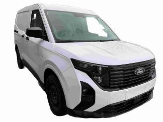 Vrakbiler bedrijf Ford Transit Courier Van Trend 2024/7