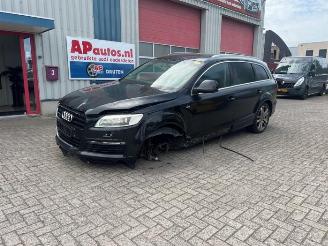 Vrakbiler auto Audi Q7 Q7 (4LB), SUV, 2005 / 2015 4.2 FSI V8 32V 2006/9