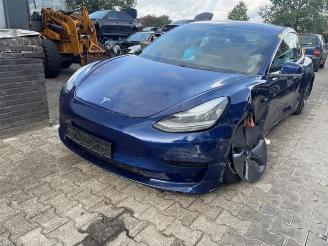 demontáž osobní automobily Tesla Model 3 Model 3, Sedan, 2017 Standard RWD Plus 60 kWh 2019/9