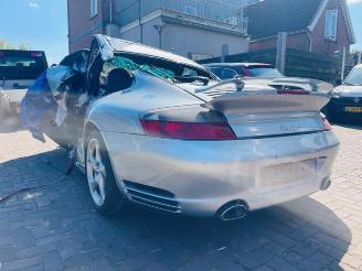 Vrakbiler auto Porsche 911 911 (996), Coupe, 1997 / 2005 3.6 Turbo 4 24V 2003