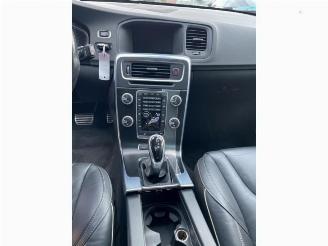 Volvo V-60 V60 I (FW/GW), Combi, 2010 / 2018 2.4 D6 20V AWD Twin Engine Plug-in Hybrid picture 9