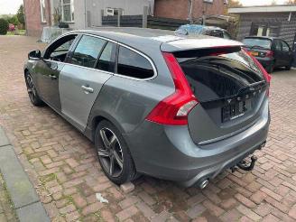 Volvo V-60 V60 I (FW/GW), Combi, 2010 / 2018 2.4 D6 20V AWD Twin Engine Plug-in Hybrid picture 2