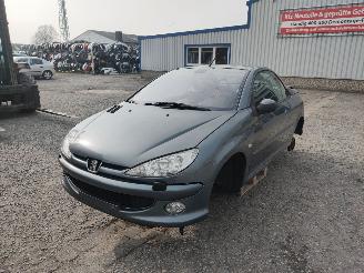 Uttjänta bilar auto Peugeot 206 CC Grijs EZW Onderdelen 2005/7