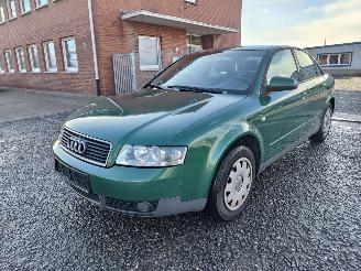 Vrakbiler auto Audi A4 2.0 Groen LZ6R Onderdelen ALT Motor 2002/7