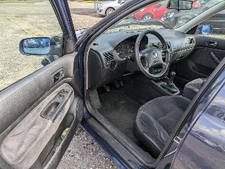 Volkswagen Golf 1.4 picture 8