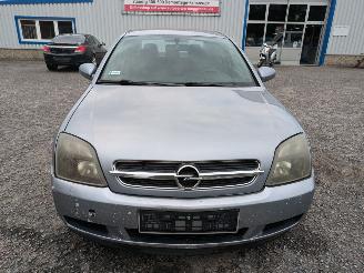 Opel Vectra 2.0 DTI picture 2