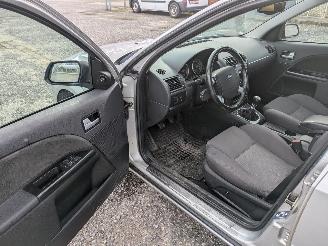 Ford Mondeo 1.8 picture 9