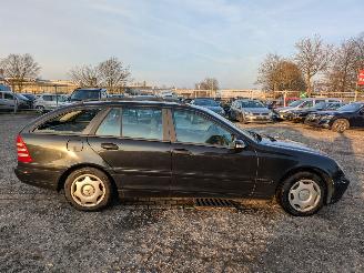 Mercedes C-klasse 203 picture 4