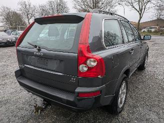 Volvo Xc-90 2.4 picture 5