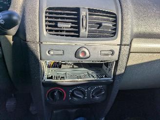 Renault Clio 1.2 picture 12