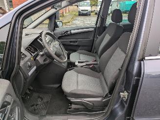 Opel Zafira 1.6 picture 11