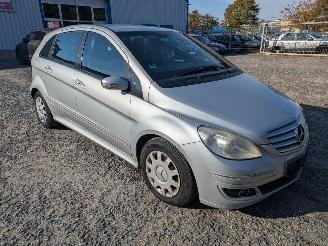 Mercedes B-klasse 200 245 picture 3