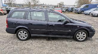 Opel Astra 1.6 Caravan picture 4
