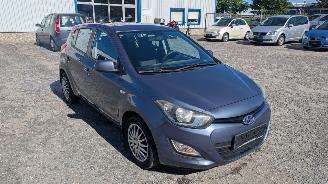 Hyundai I-20  picture 3