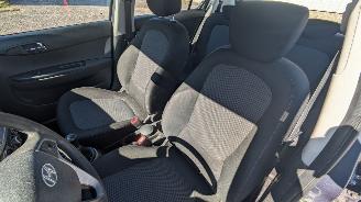 Hyundai I-20  picture 12