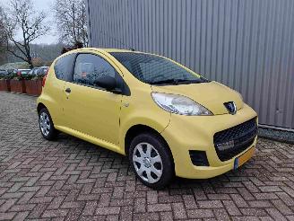 Peugeot 107 1.0-12V XR picture 2