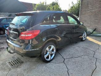 Mercedes B-klasse 180 prestige.com picture 3