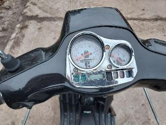 Vespa   picture 13