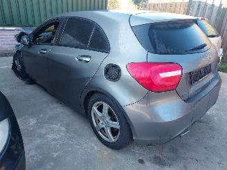 rozbiórka samochody osobowe Mercedes A-klasse 180 2012/12