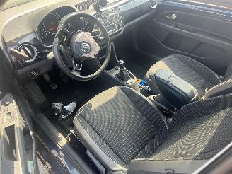 Volkswagen Up!  picture 6
