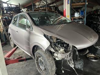  Peugeot 208 1.4 vti 2012/11