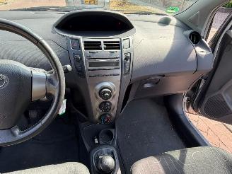 Toyota Yaris 1.3 VVTi picture 16