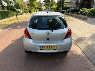 Toyota Yaris 1.3 VVTi picture 4