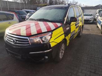 Vrakbiler auto Ssang yong Rodius Rodius, MPV, 2005 2.0 e-200 Xdi 16V 4WD 2015